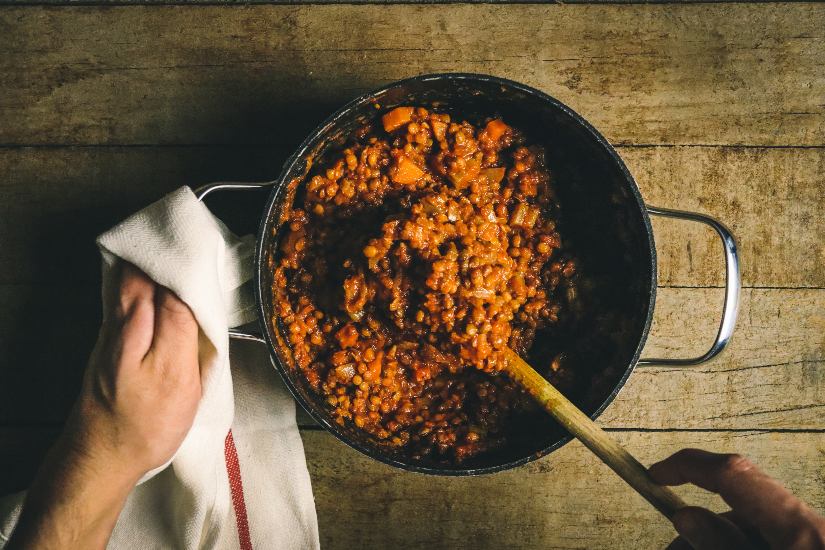 typical spanish winter dishes lentils